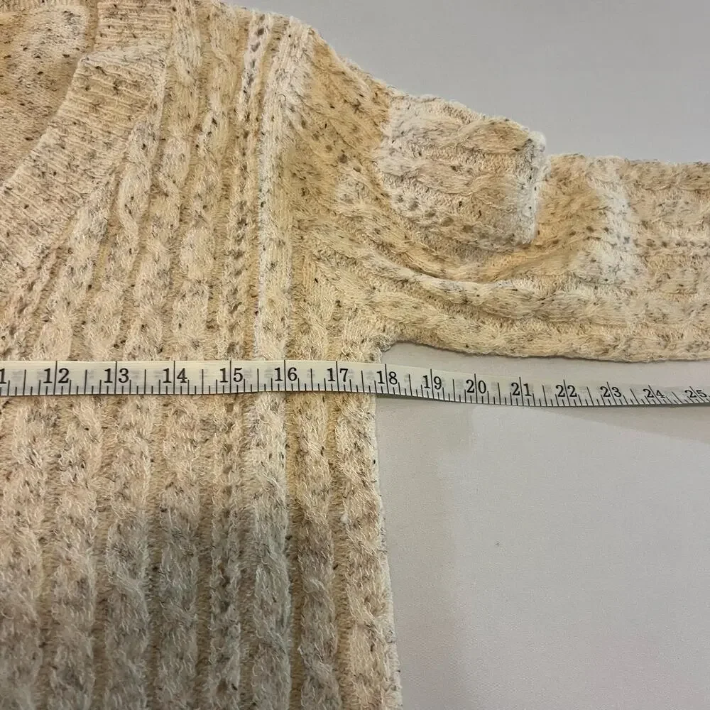 Hem & thread ivory marled knit v-neck cable knit sweater S